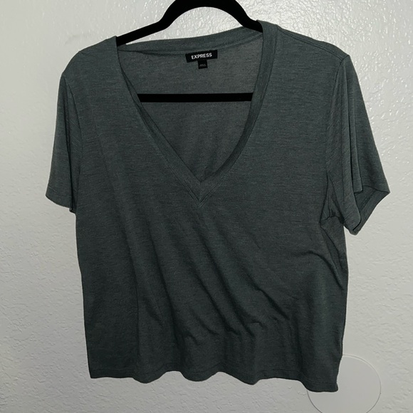 GENTLY USED EXPRESS T-SHIRT - Picture 1 of 4